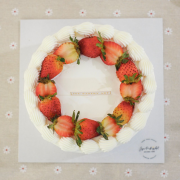 Strawberry Chantilly Cake 6" Strawberry Chantilly Cake 6"